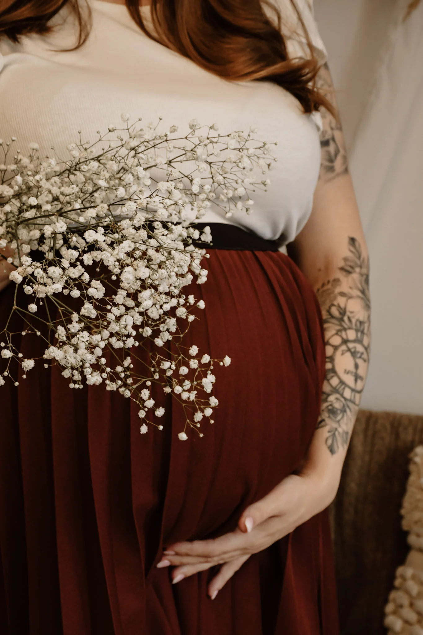 Schwangerschafts-Shooting mit Blumenkranz